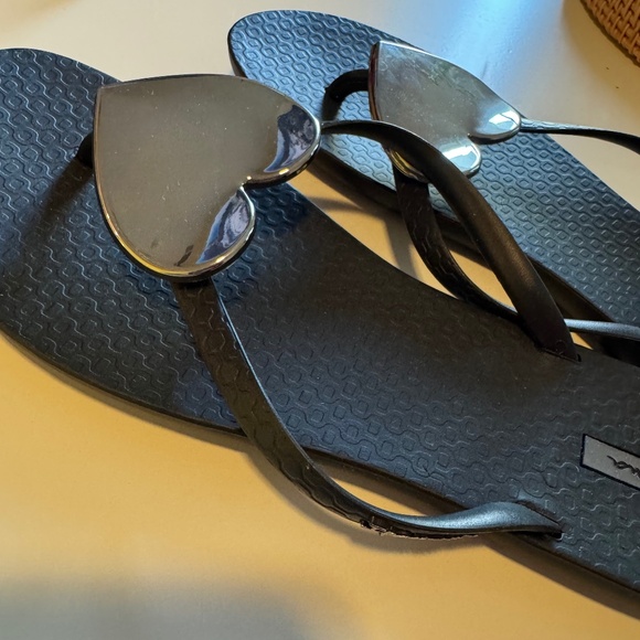 Ipanema flip flop Sandals - Picture 1 of 3